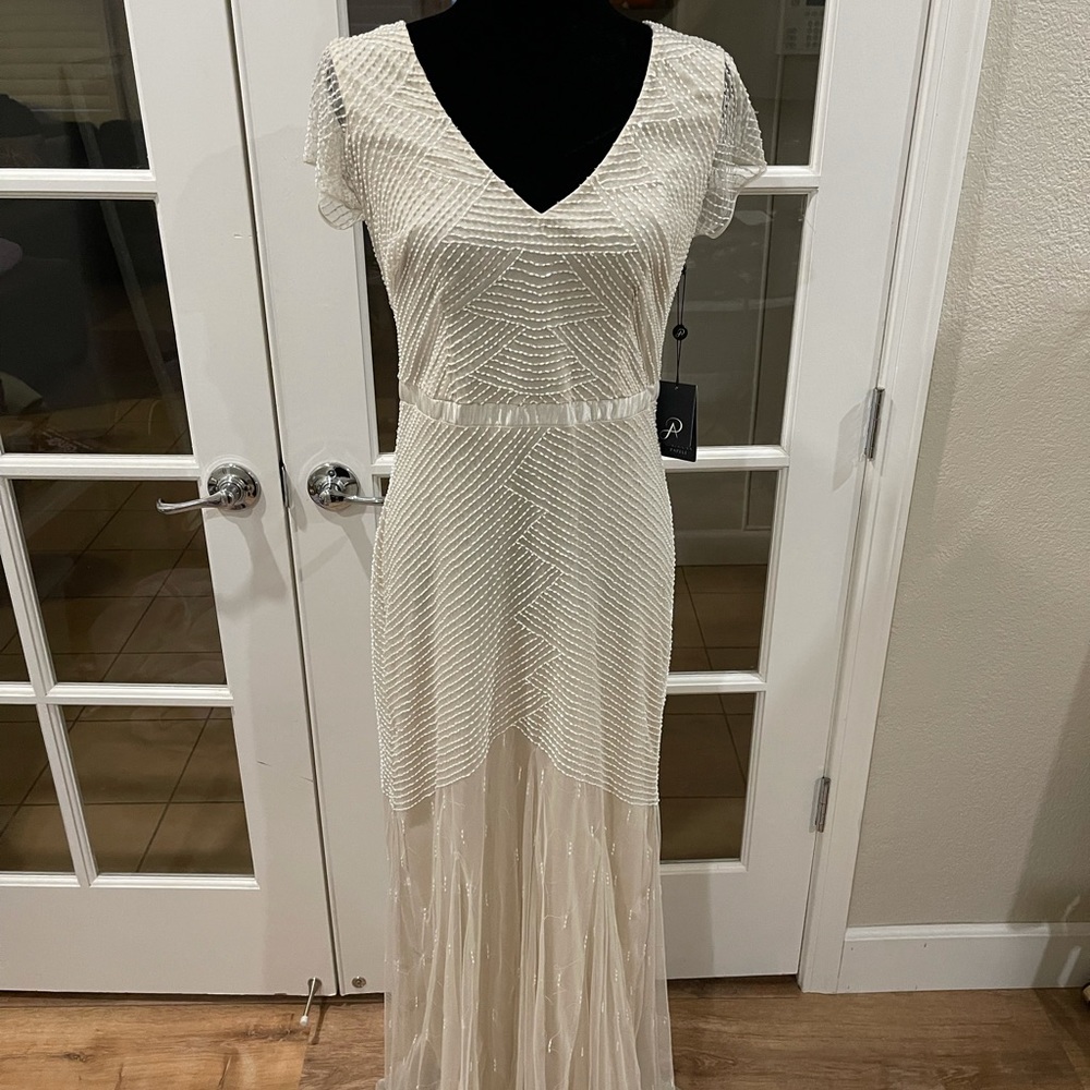 Beautiful Gown Size 10 NWT